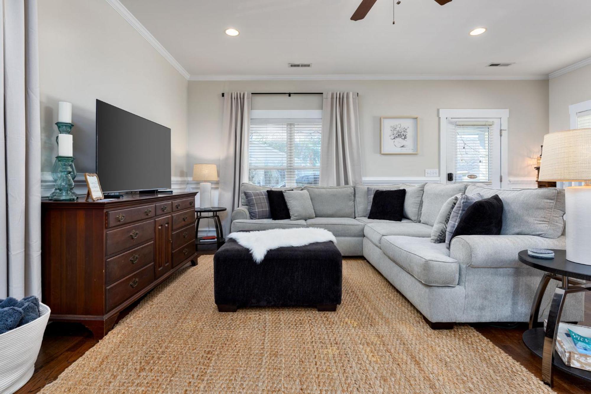 Downtown Wilmington Home ~ Pet Friendly ภายนอก รูปภาพ
